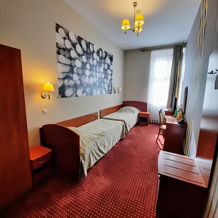Kazimierz Anex 3*
