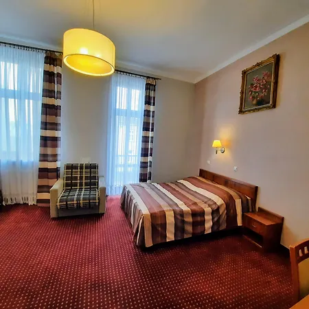 Kazimierz Anex 3*